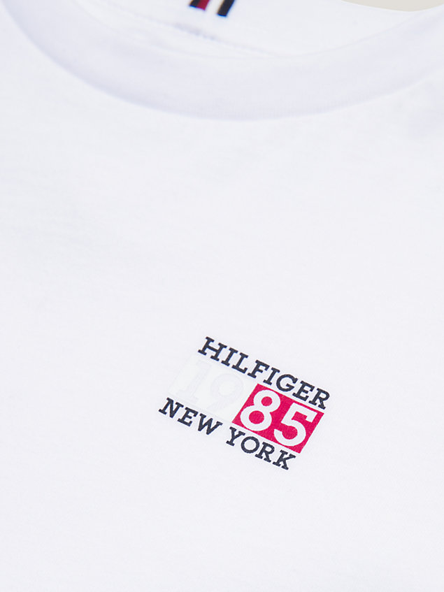 white new york graphic logo t-shirt for boys tommy hilfiger