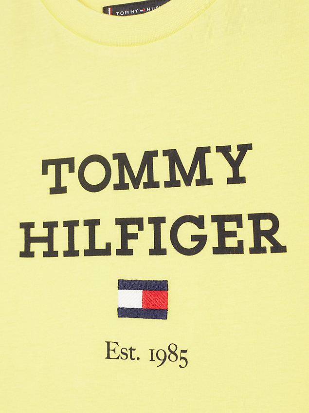 yellow t-shirt met oversized logo voor boys - tommy hilfiger