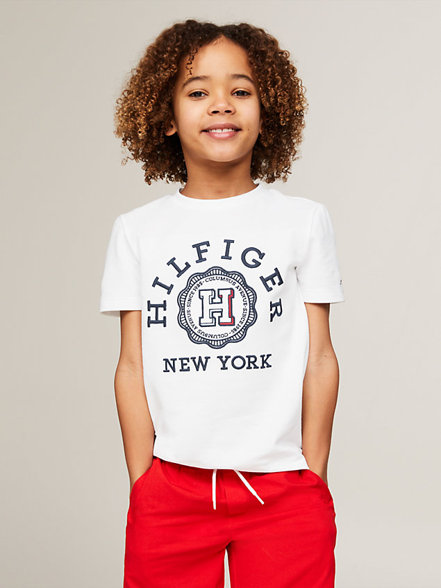 white hilfiger monotype archive crest logo embroidery t-shirt for boys tommy hilfiger