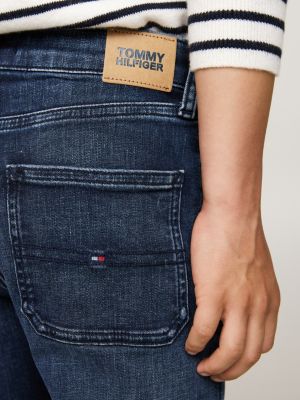 blauw zwarte straight leg skaterjeans voor jongens - tommy hilfiger