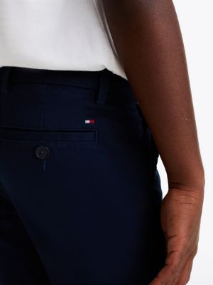 chino slim 1985 collection en sergé bleu pour garçons tommy hilfiger