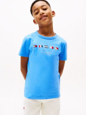 blue t-shirt met ronde hals en geborduurde vlaggen voor jongens - tommy hilfiger