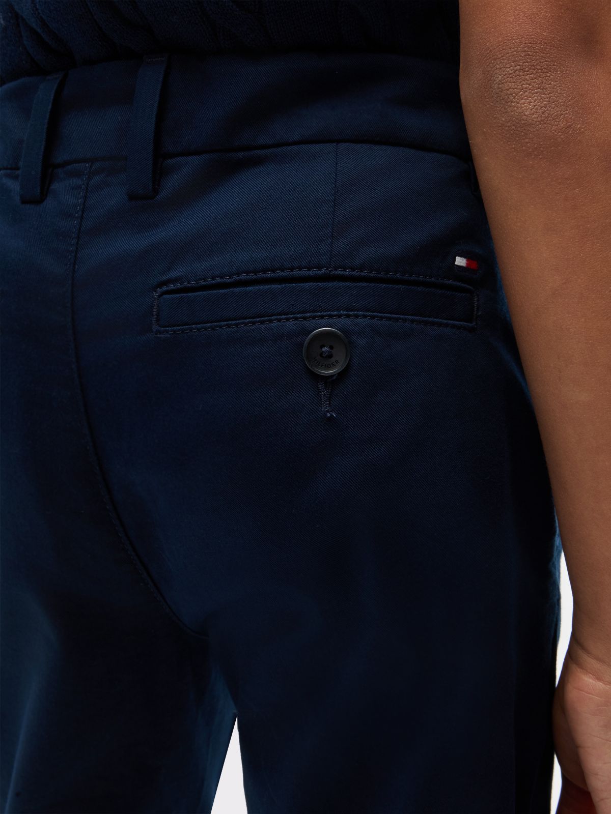 1985 Essential Twill Regular Chinos — Blue