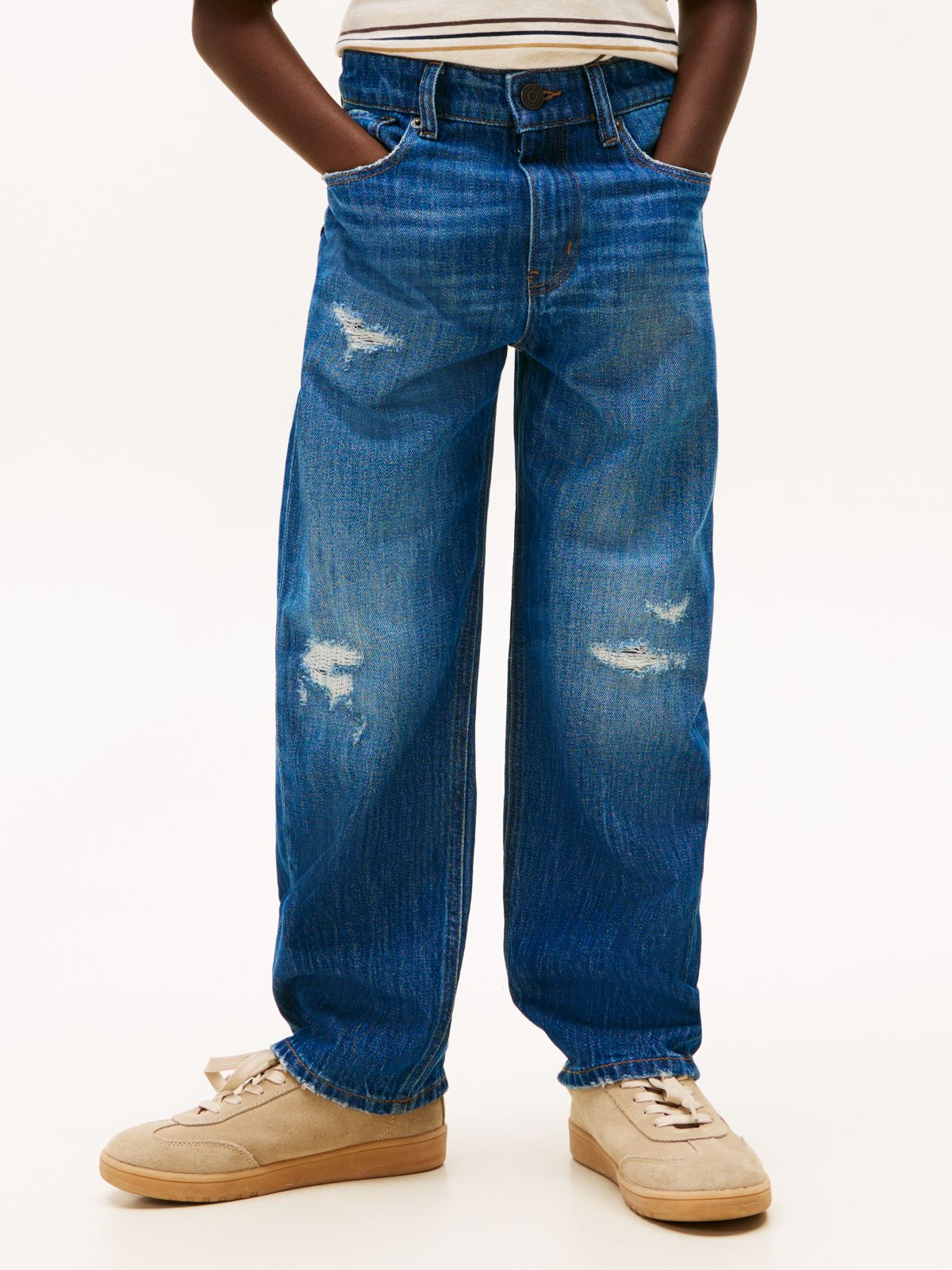 Distressed Loose Jeans — Blue