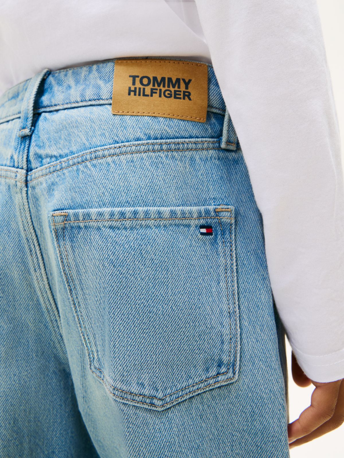 Faded Loose Jeans — Blue