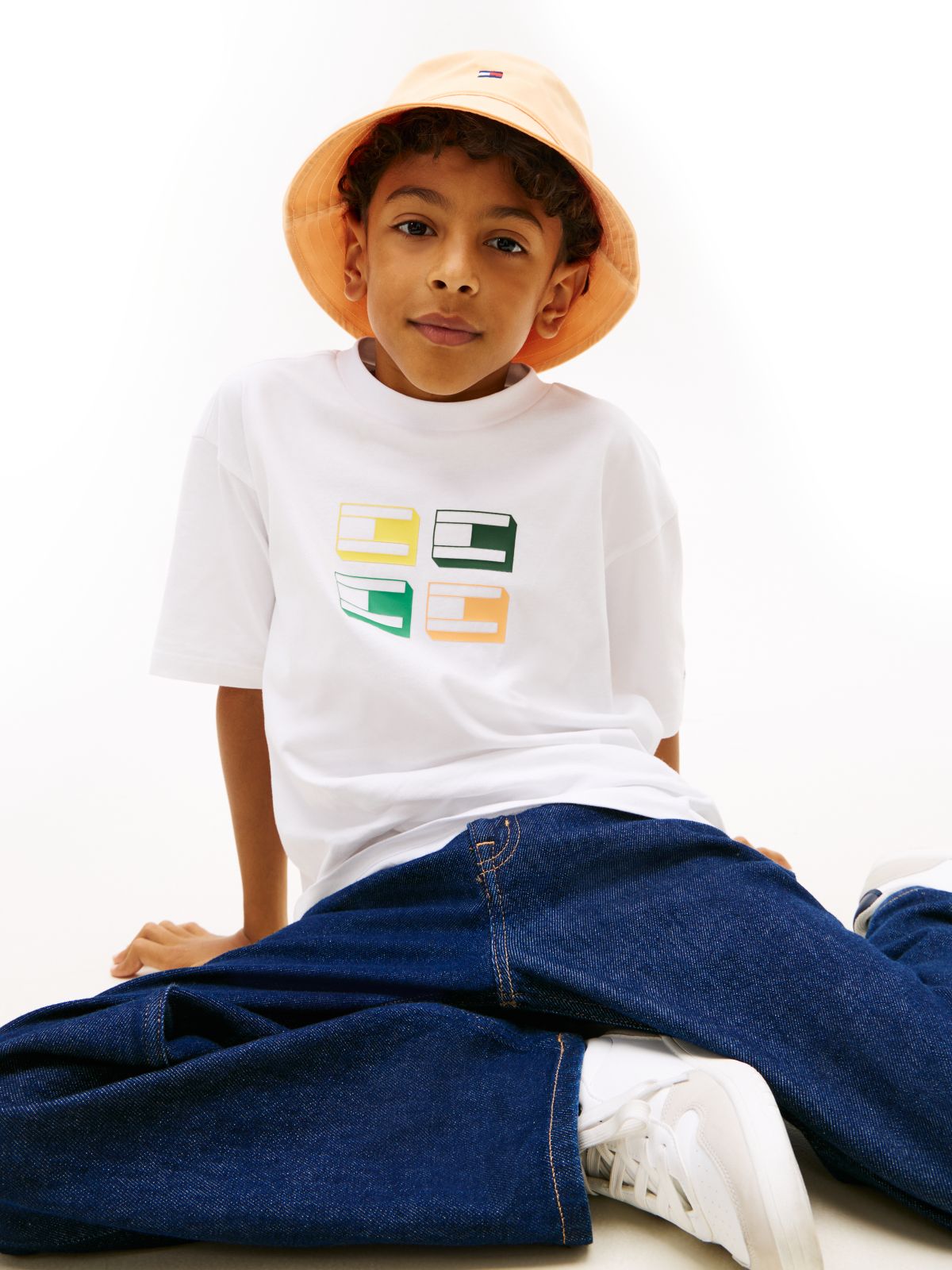 3D Flag Graphic Jersey T-Shirt — White