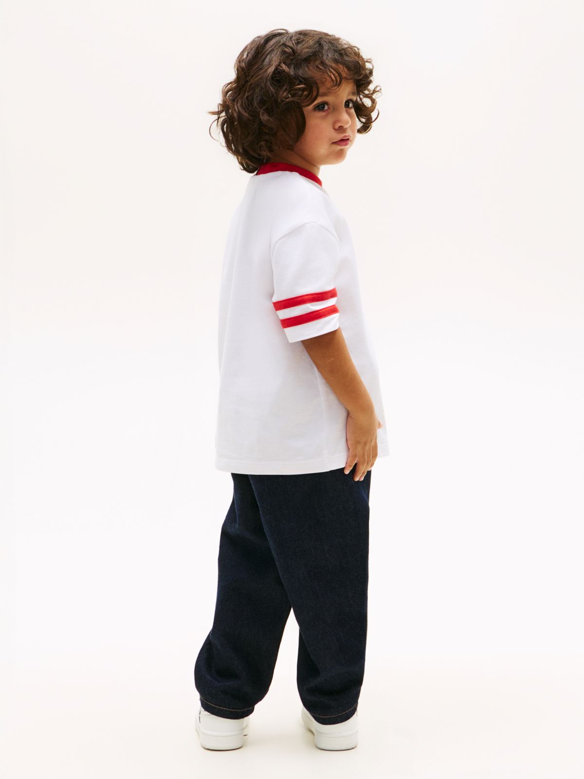 Wavy Flag Graphic Jersey T-Shirt — White