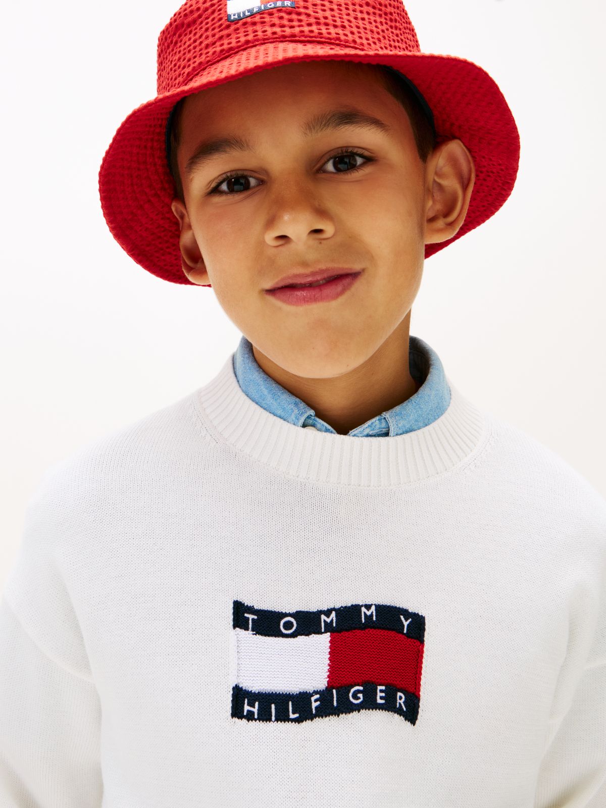 Intarsia Wavy Flag Crew Neck Jumper — White