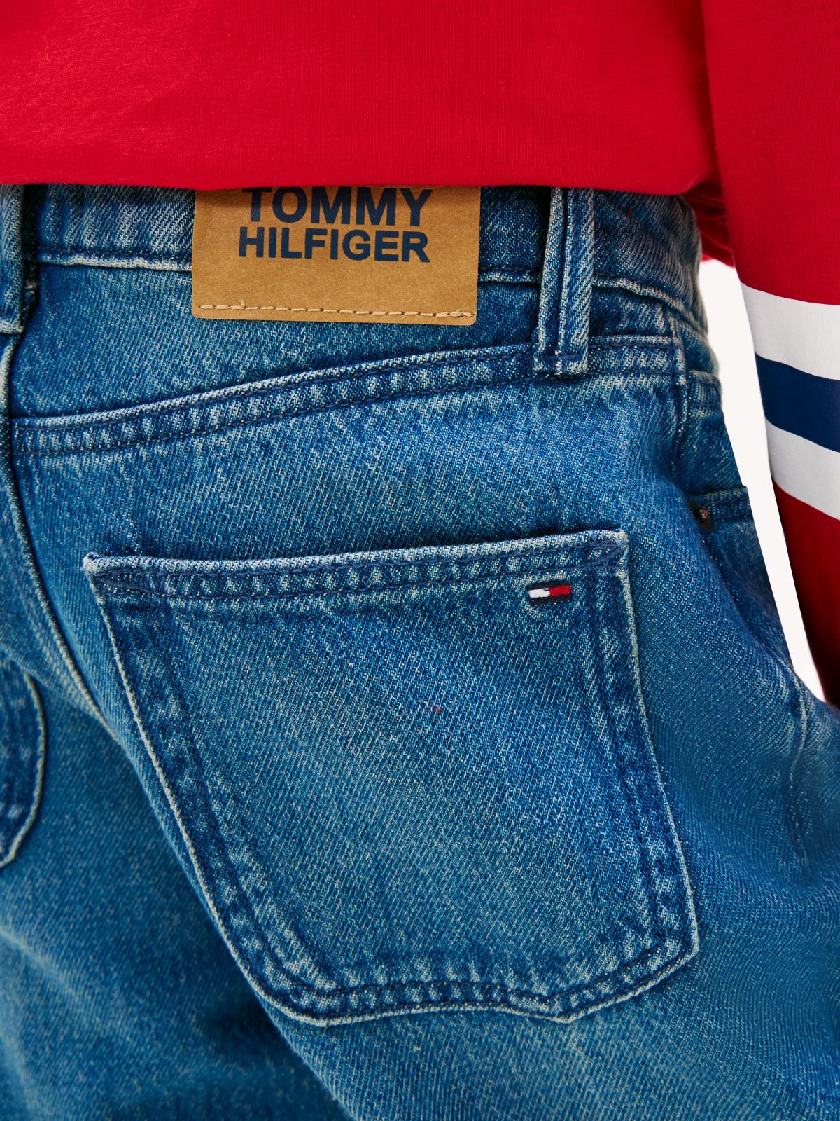 Dark Wash Straight Leg Jeans — Blue