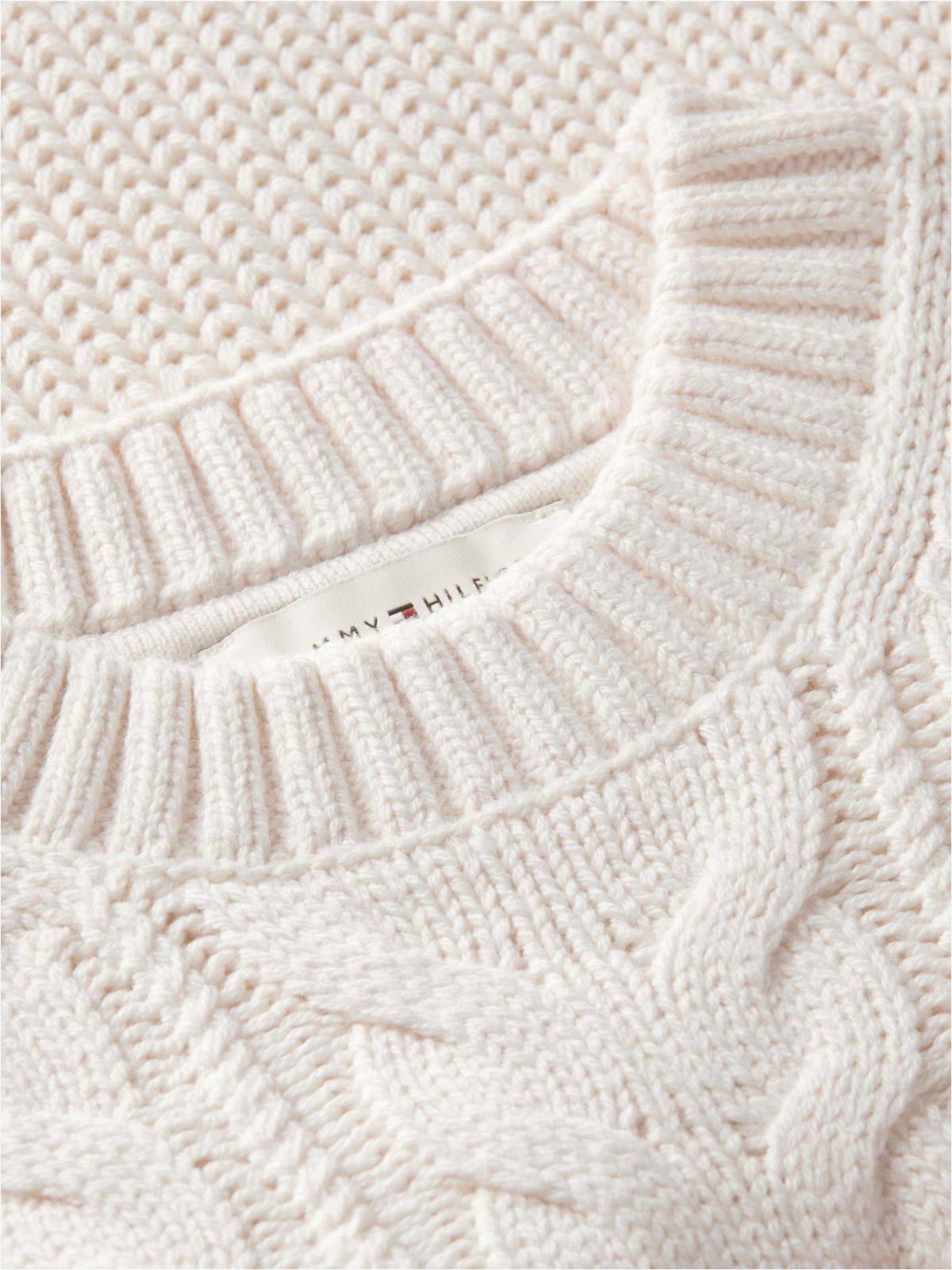 Logo Appliqué Relaxed Cable Knit Jumper — Yellow