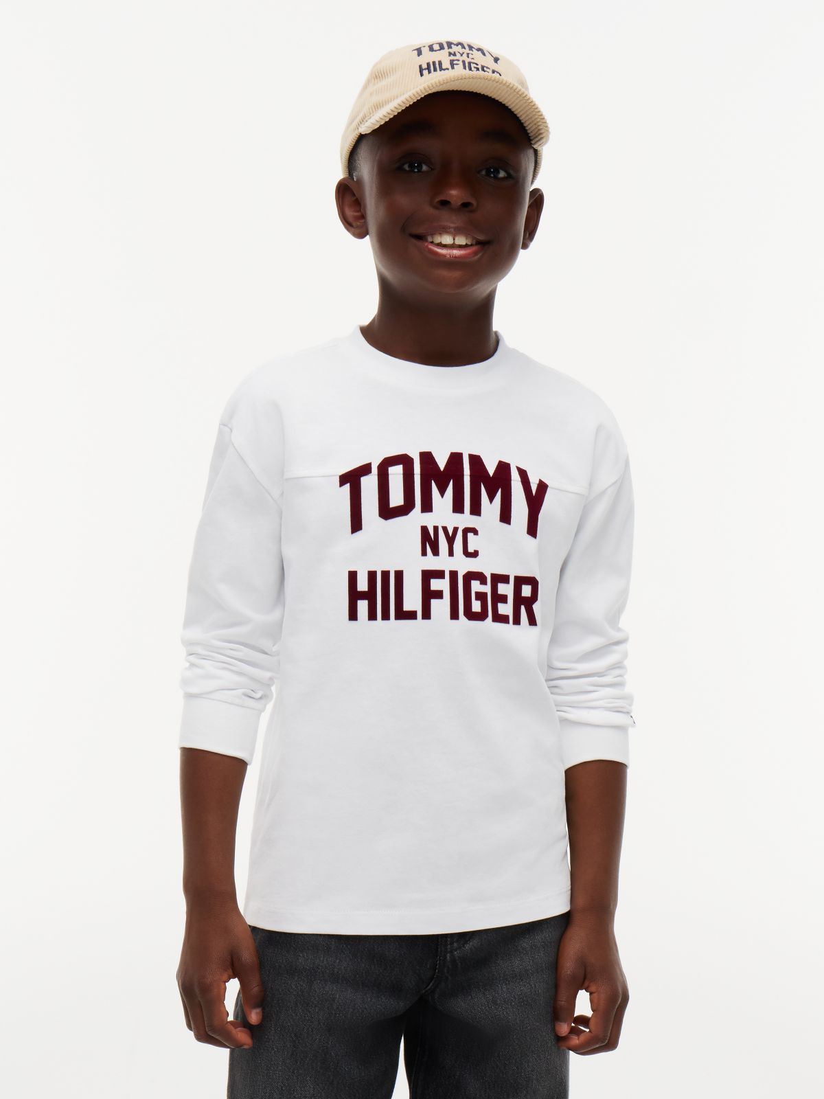 Logo Relaxed Long Sleeve T-Shirt — White