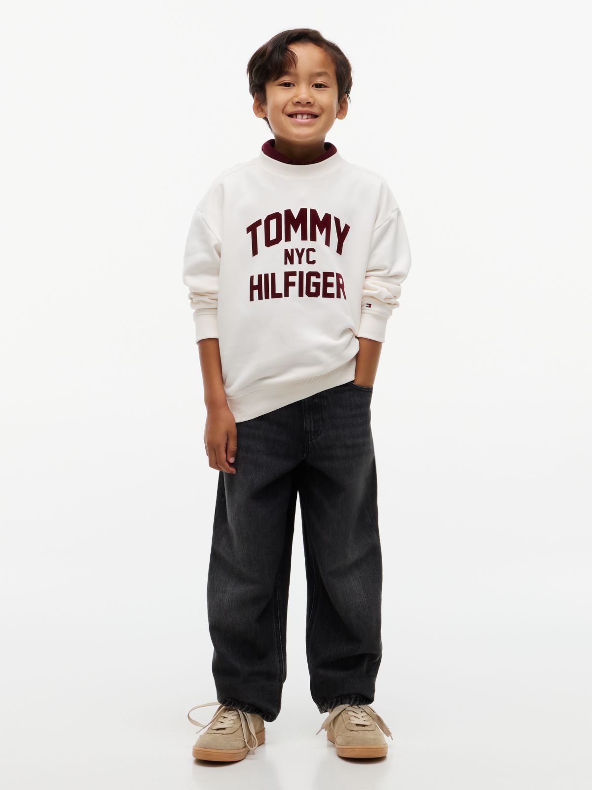 Relaxed Faded Barrel Black Jeans — Denim