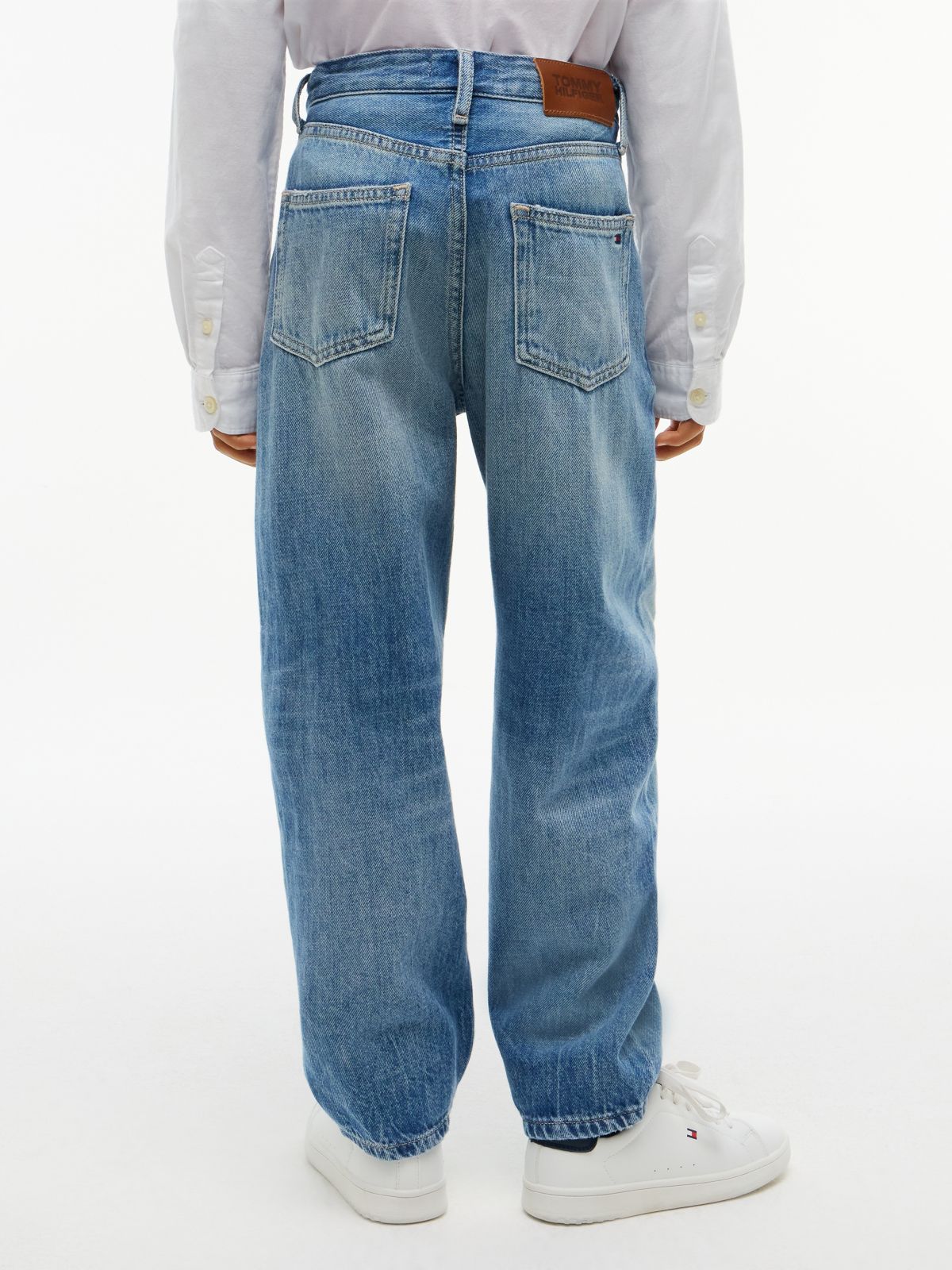 Logo Faded Regular Barrel Jeans — Denim