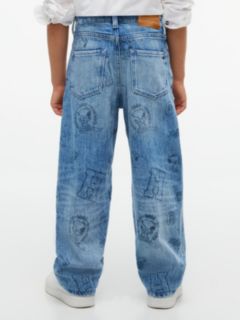 Peanuts® Graphic Faded Loose Jeans — Denim 4