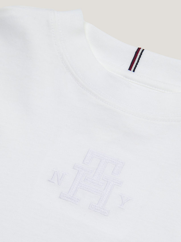 camiseta de manga larga con monograma th white de nina tommy hilfiger