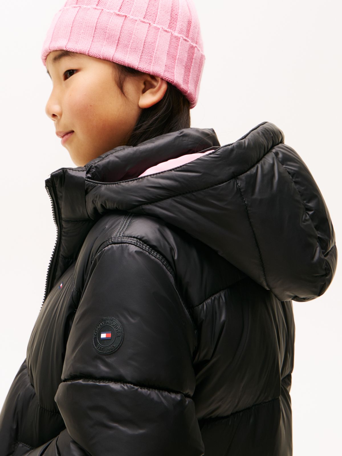 Shiny Relaxed Hooded Puffer Jacket — Black