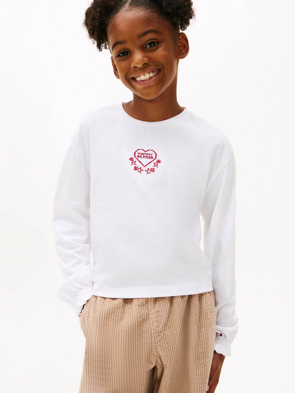 Heart Logo Embroidery Long Sleeve T-Shirt — White
