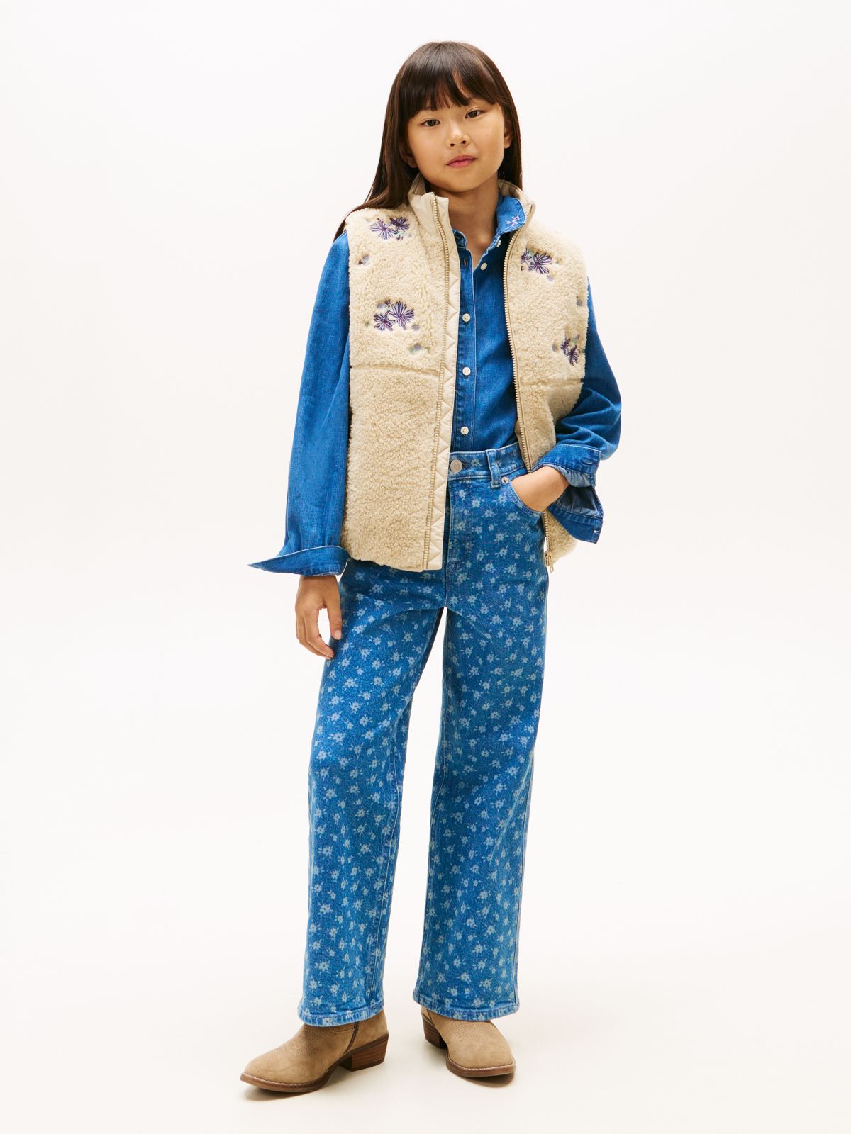 Floral Embroidery Relaxed Teddy Gilet — Beige