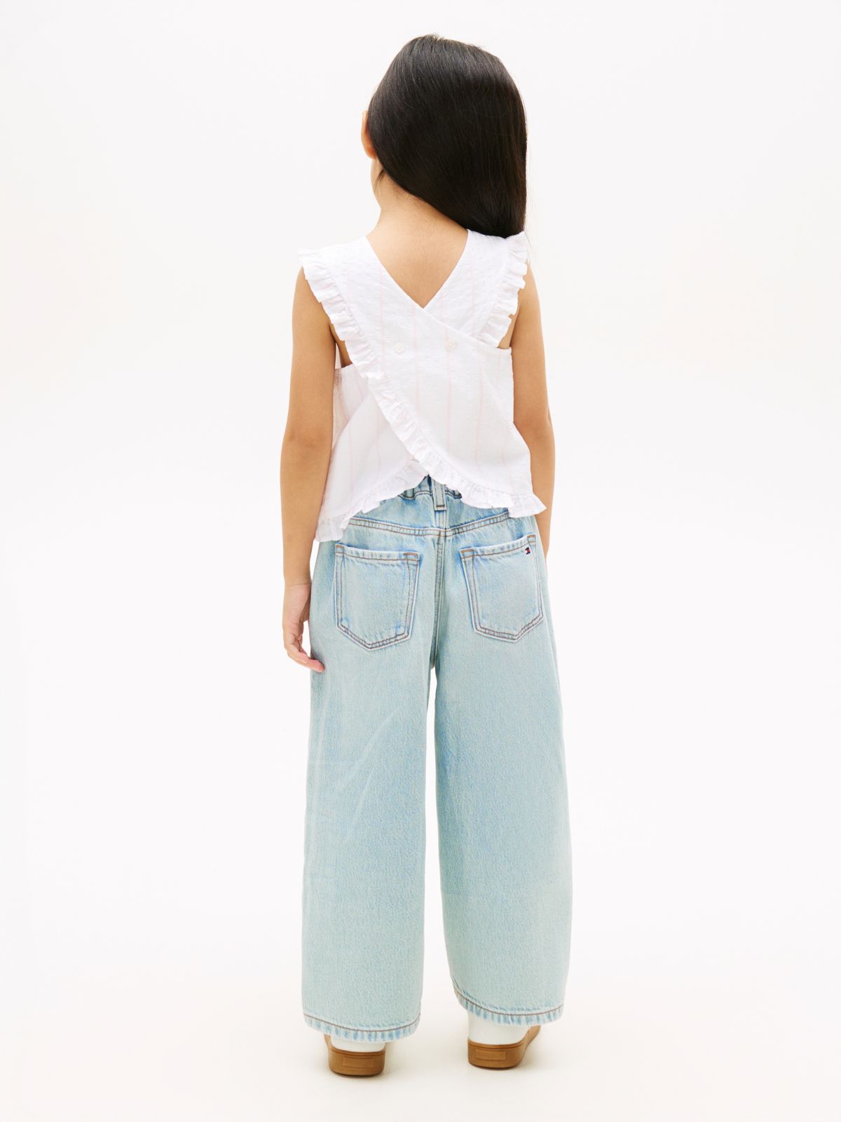 Crossover Back Seersucker Sleeveless Shirt — White