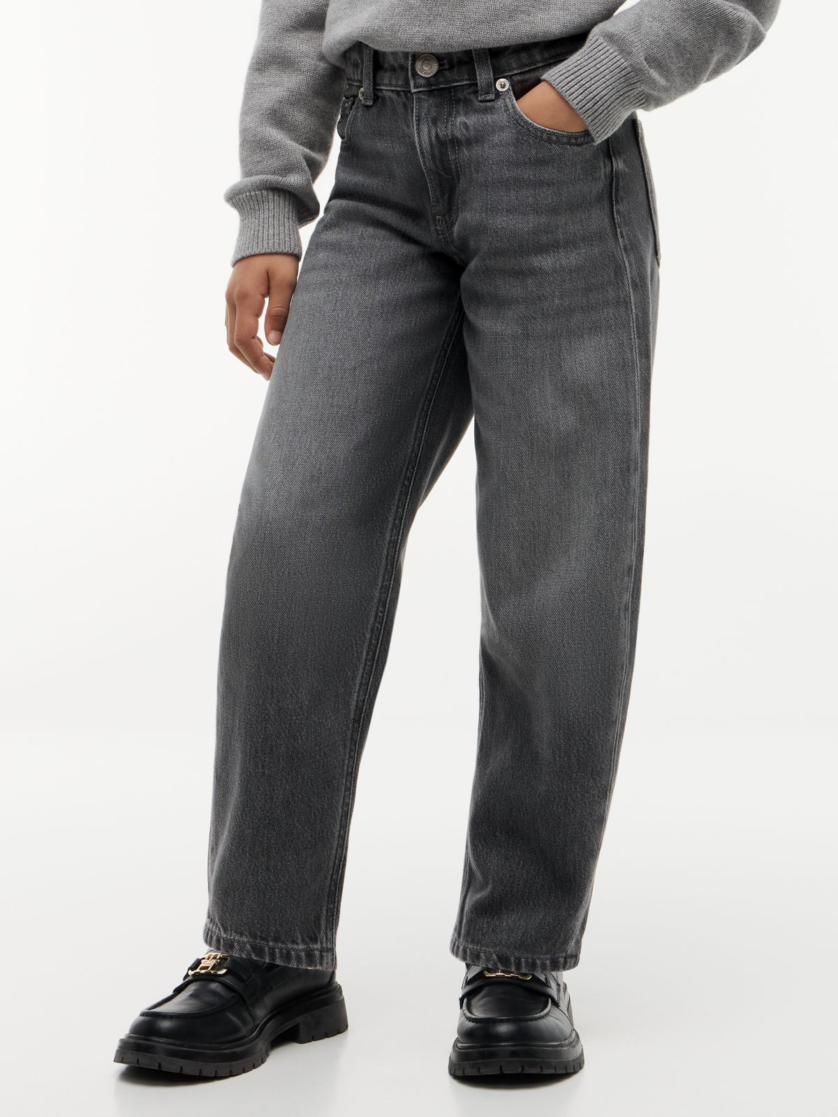 Barrel Leg Jeans — Denim