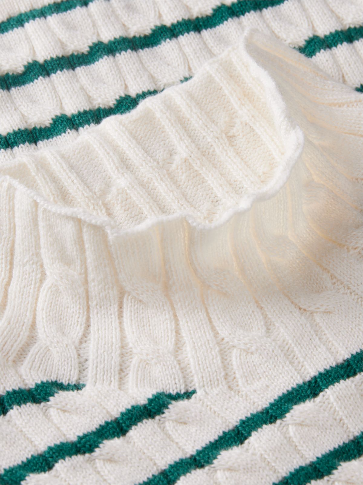 Cable Knit Slim Mock Neck Jumper — Green