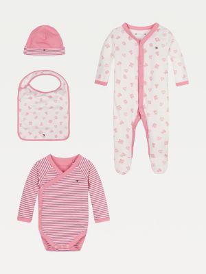 tommy hilfiger baby gift box