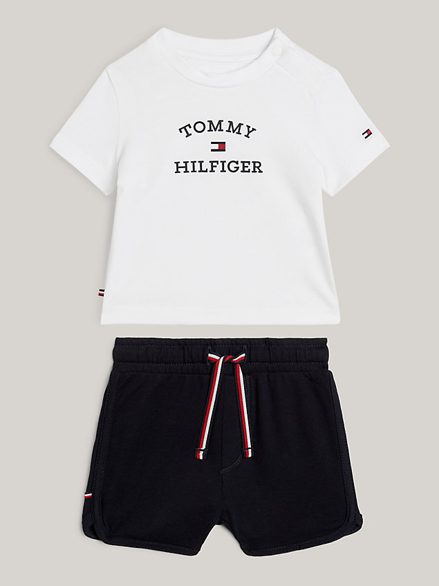 set de camiseta y pantalón corto con logo white de newborn tommy hilfiger
