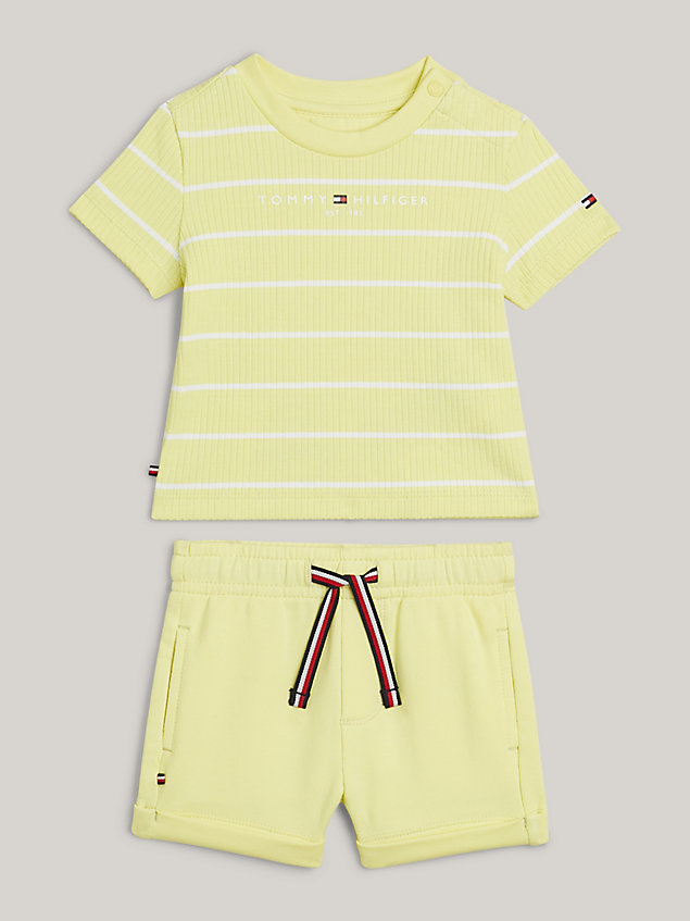 completo essential t-shirt e shorts a righe yellow da newborn tommy hilfiger