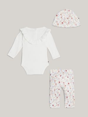 white mountain floral 3-piece gift box for newborn tommy hilfiger