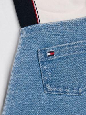 salopette en denim à bretelles contrastées bleu pour nouveau-né tommy hilfiger