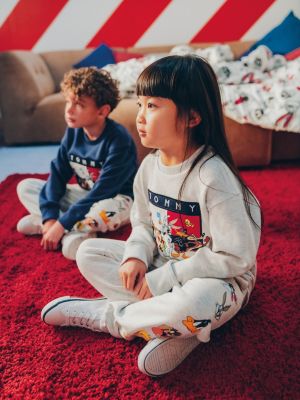 tommy jeans x looney tunes crew neck sweatshirt