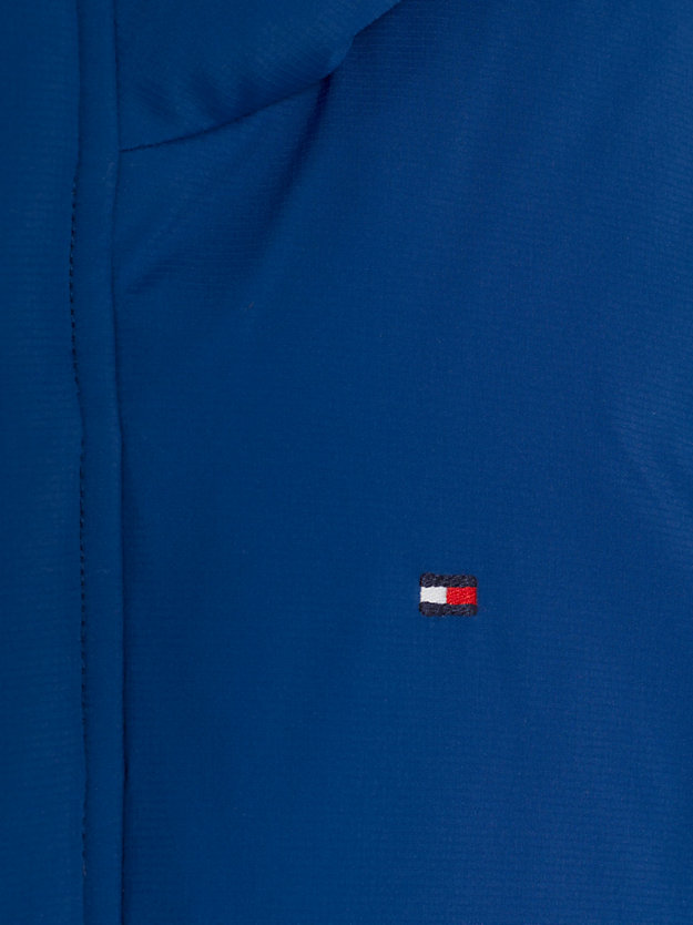 blauw uniseks gewatteerd jack met capuchon en logo voor kids unisex - tommy hilfiger