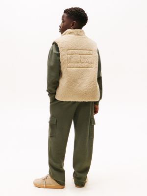 beige wende-weste mit teddy-struktur für gender-inclusive kinder - tommy hilfiger