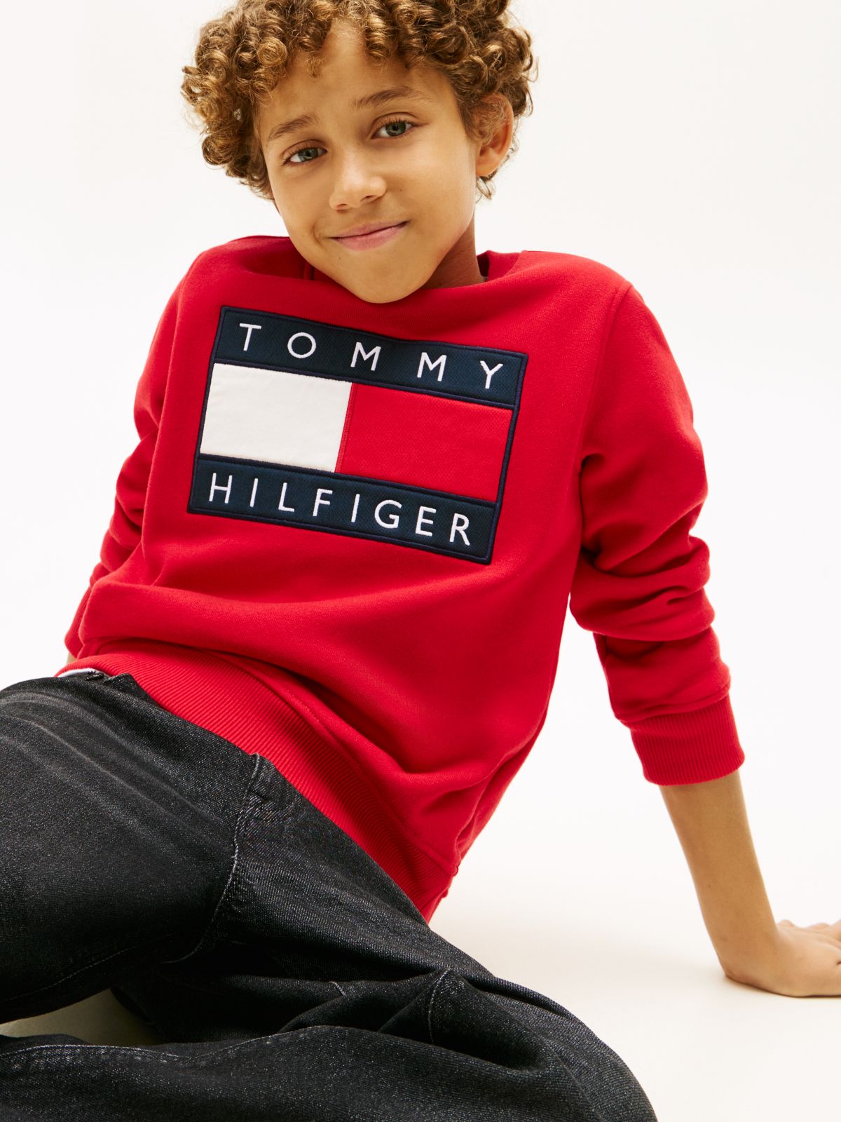 Heritage Flag Appliqué Crew Neck Sweatshirt — Red