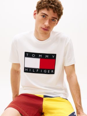 white hilfiger sailing flag badge t-shirt for adults gender inclusive tommy hilfiger