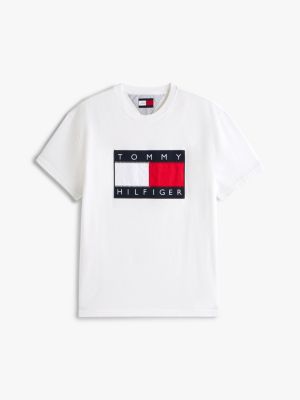 white hilfiger sailing flag badge t-shirt for adults gender inclusive tommy hilfiger