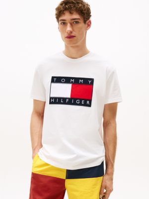 white hilfiger sailing flag badge t-shirt for adults gender inclusive tommy hilfiger