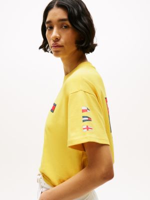 yellow hilfiger sailing relaxed back logo t-shirt for adults gender inclusive tommy hilfiger