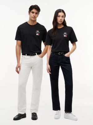 black th x cadillac formula 1® team logo t-shirt for adults gender inclusive tommy hilfiger