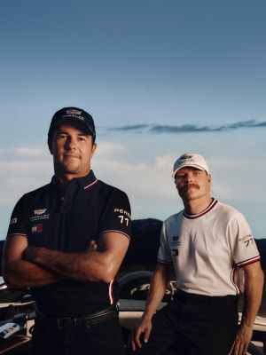 white th x cadillac formula 1® team valtteri bottas 77 t-shirt for adults gender inclusive tommy hilfiger
