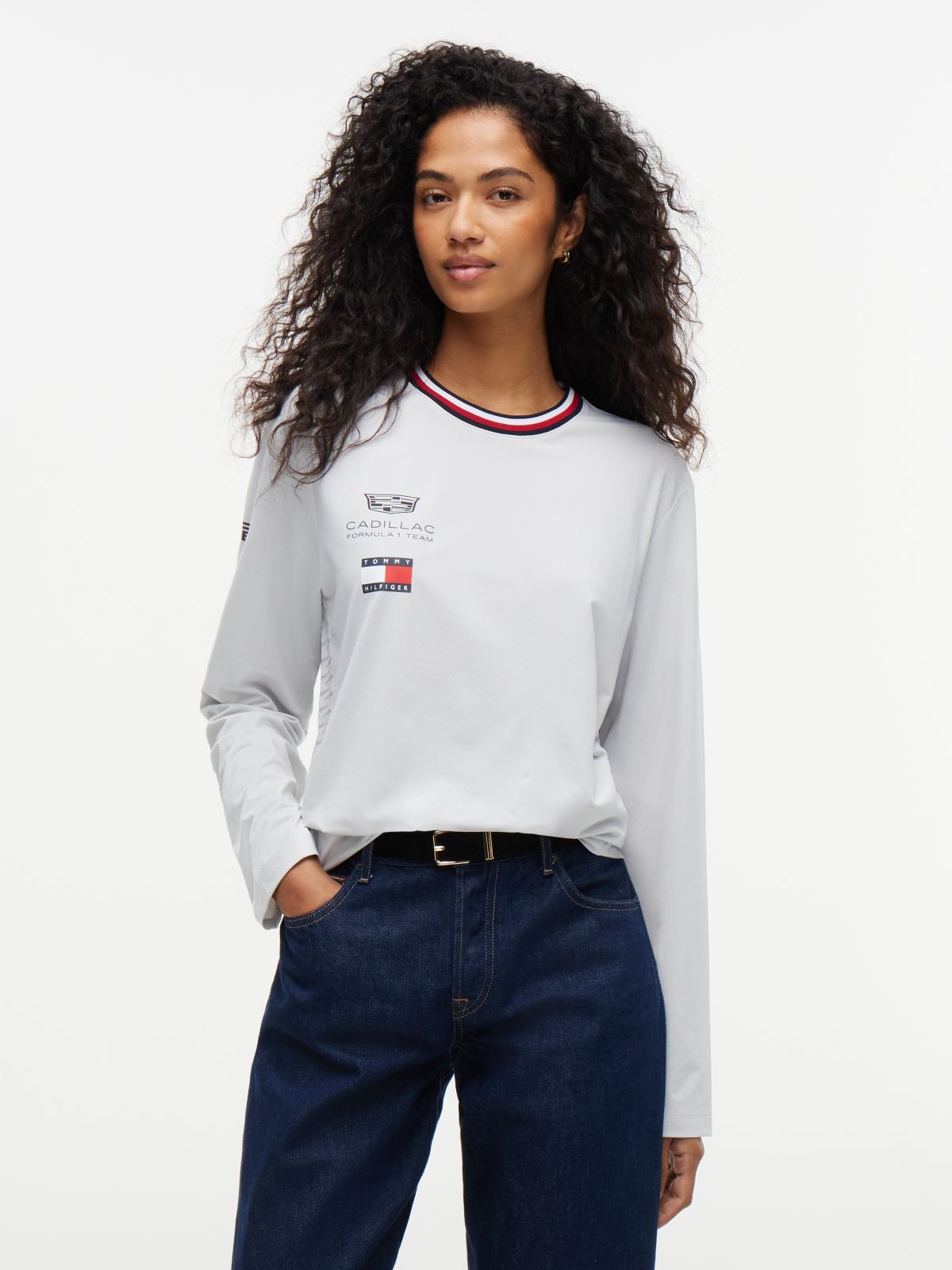 TH x Cadillac Formula 1® Team Chevron Long Sleeve T-Shirt — Grey