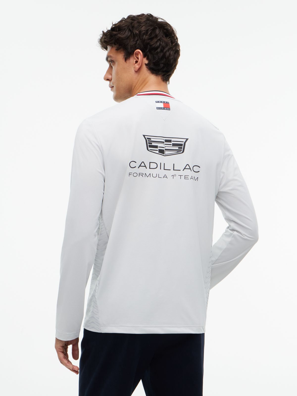 TH x Cadillac Formula 1® Team Chevron Long Sleeve T-Shirt — Grey