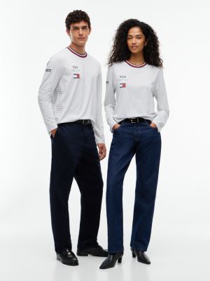grey th x cadillac formula 1® team chevron long sleeve t-shirt for adults gender inclusive tommy hilfiger