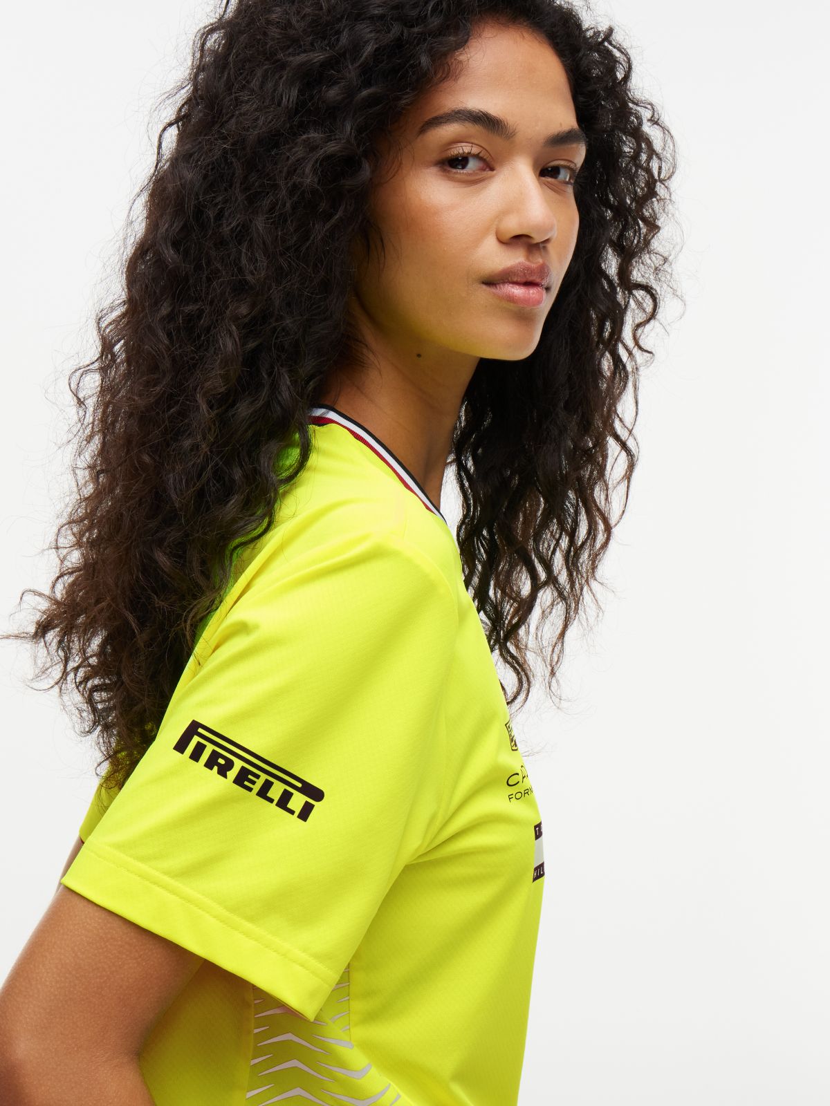 TH x Cadillac Formula 1® Team Chevron T-Shirt — Yellow