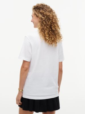 white th x cadillac formula 1® team flag graphic t-shirt for adults gender inclusive tommy hilfiger
