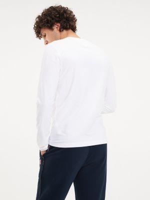 tommy hilfiger out of season