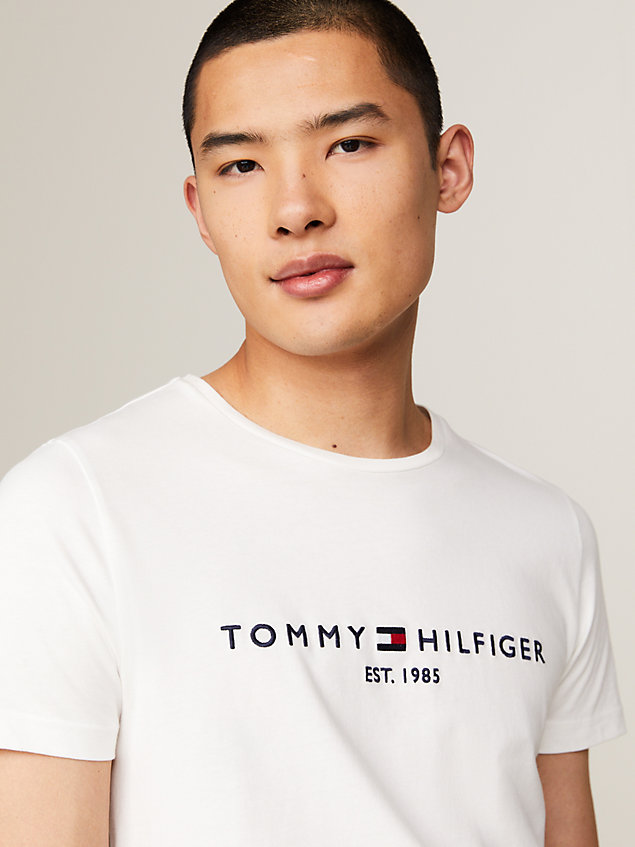 white logo-t-shirt aus bio-baumwolle für herren - tommy hilfiger