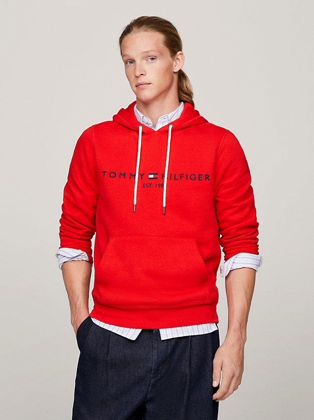 red hoodie met trekkoord en geborduurd logo voor heren - tommy hilfiger