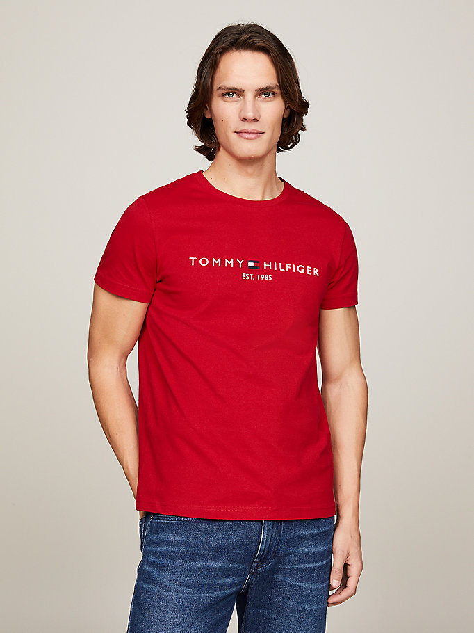 t-shirt con logo rosso da uomo tommy hilfiger