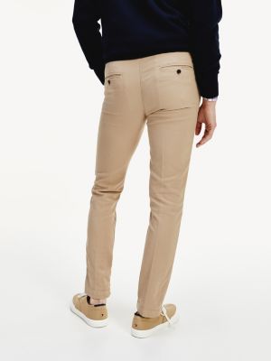 tommy hilfiger slim fit flex chinos